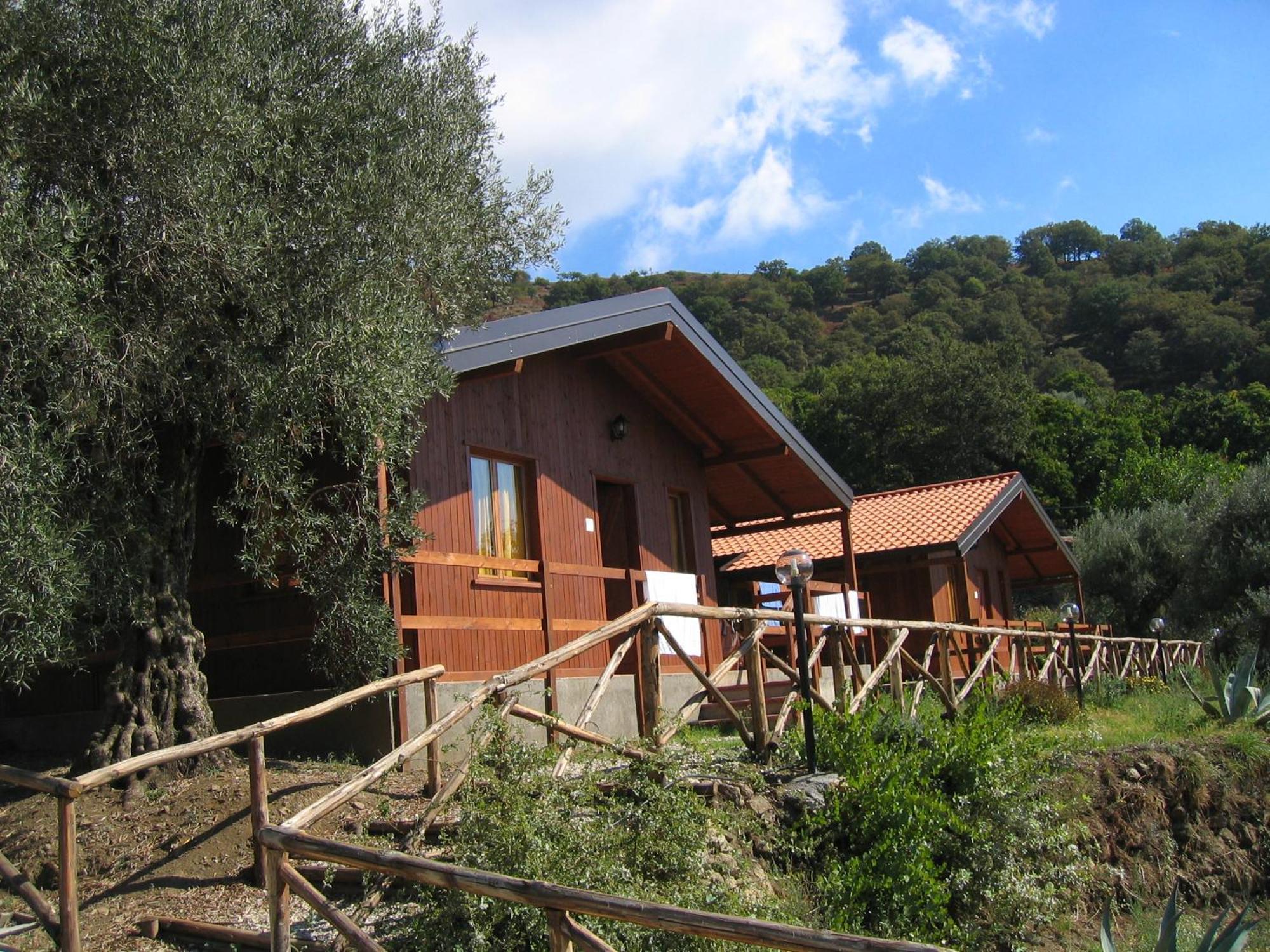 Agriturismo San Cataldo Motta Camastra Εξωτερικό φωτογραφία