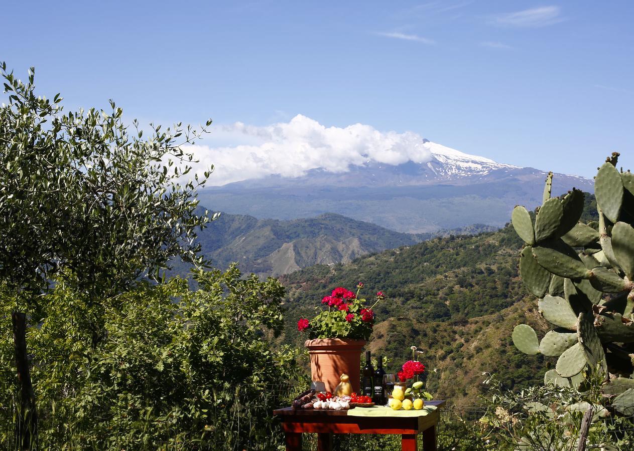 Agriturismo San Cataldo Motta Camastra Εξωτερικό φωτογραφία